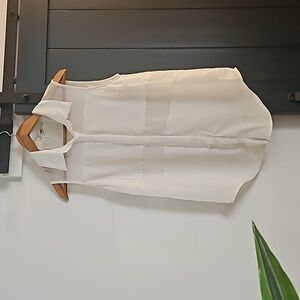 Ya Los Angeles White Sleeveless Blouse